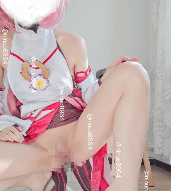 妮诺 – 白虎萝莉 在校露出 贫乳福利姬 4 妮诺 – 白虎萝莉 在校露出 贫乳福利姬 4