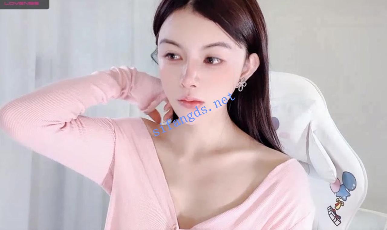 灬超级女神~【lvy-w】顶级身材完美尤物~激情裸舞~道具扛塞! 2 灬超级女神~【lvy-w】顶级身材完美尤物~激情裸舞~道具扛塞! 2