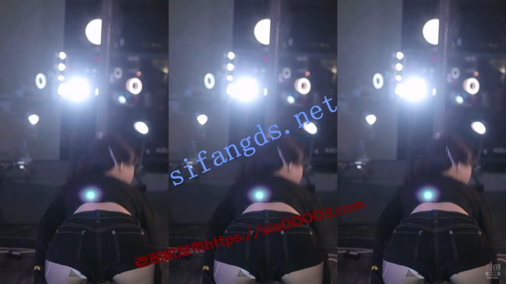 ⭐【斗鱼直播】小火龙 深沟半球 性感擦边诱惑尺度骚舞 【24V】【2.12G】 4 ⭐【斗鱼直播】小火龙 深沟半球 性感擦边诱惑尺度骚舞 【24V】【2.12G】 4