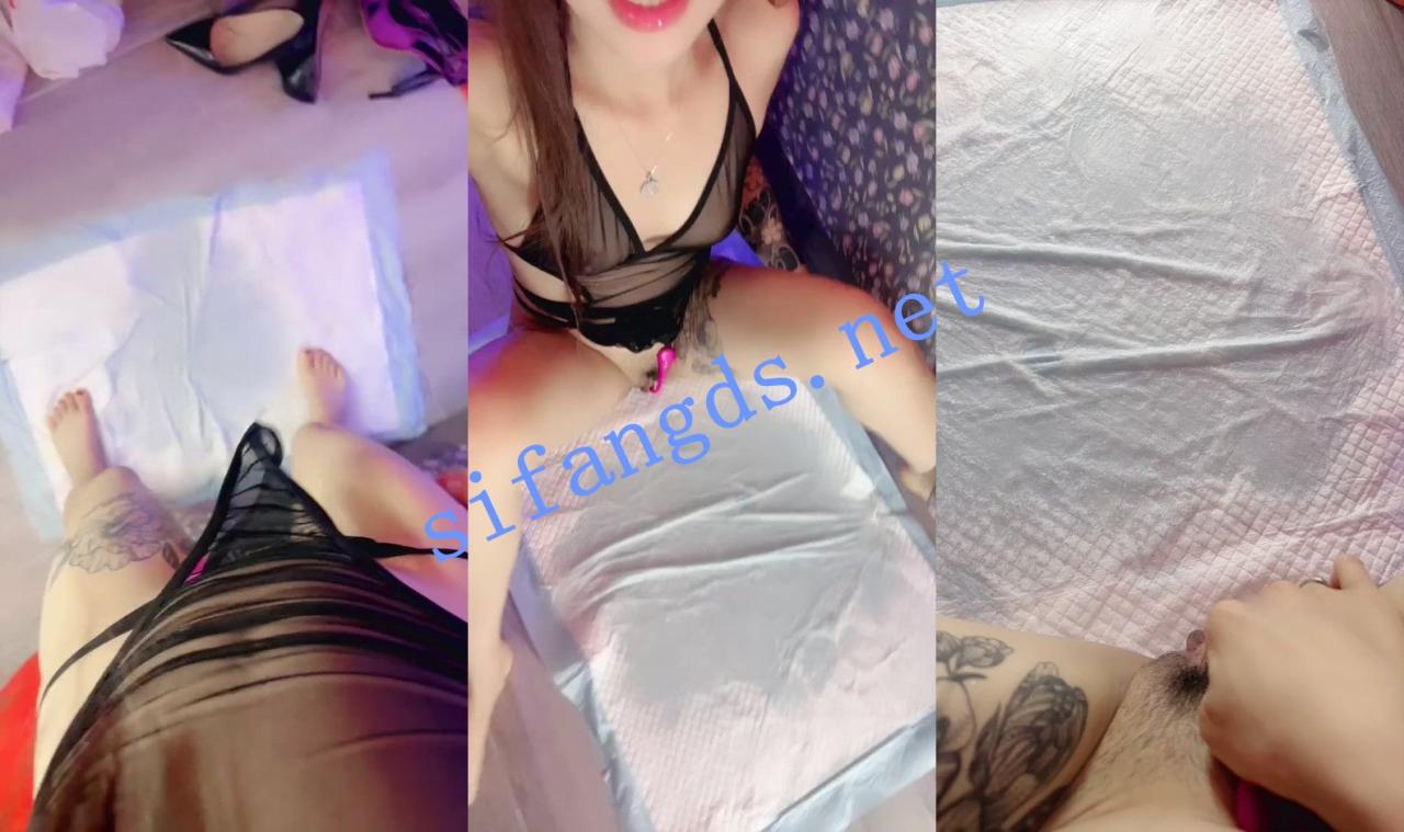 ⚡【小点点】20岁漂亮骚货人妻~身材极品~有奶水~真想干她~ 19 ⚡【小点点】20岁漂亮骚货人妻~身材极品~有奶水~真想干她~ 19