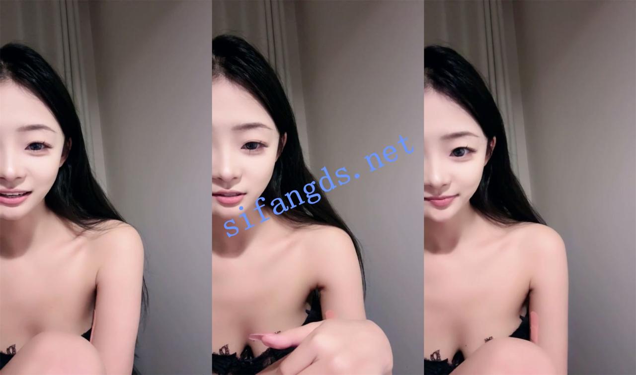 超级漂亮 美翻了!【文艺女青年】极品爆乳 翘臀 跳蛋自慰~2 1 超级漂亮 美翻了!【文艺女青年】极品爆乳 翘臀 跳蛋自慰~2 1