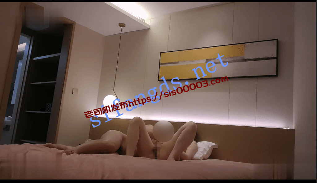 【抖音秀人骚模】小海臀Rena 多视角做爱露脸吃鸡流出【1V】【1.49G】 18 【抖音秀人骚模】小海臀Rena 多视角做爱露脸吃鸡流出【1V】【1.49G】 18