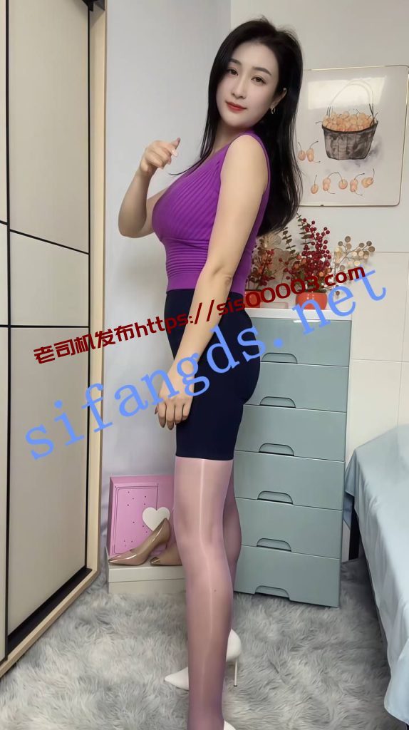 抖音 欣欣 气质御姐 丝袜高跟 露点 阳具自慰 掰开B特写【7V】【303M】 9 抖音 欣欣 气质御姐 丝袜高跟 露点 阳具自慰 掰开B特写【7V】【303M】 9