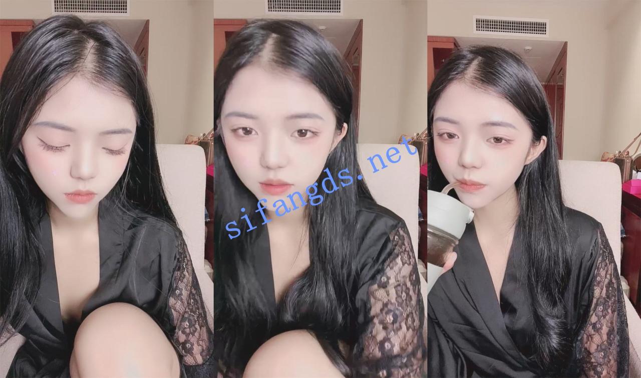 超美学妹~精致颜值!【肖肖】粉奶 水逼!猛插白浆顺逼流! 1 超美学妹~精致颜值!【肖肖】粉奶 水逼!猛插白浆顺逼流! 1