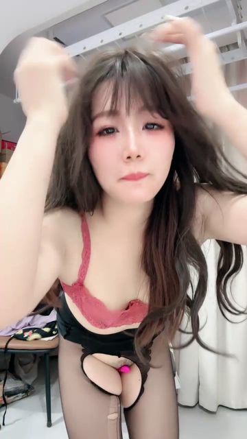 多彩 水手肥臀嫩妹 跳蛋露三点裸舞【14V】【387M】 3 多彩 水手肥臀嫩妹 跳蛋露三点裸舞【14V】【387M】 3