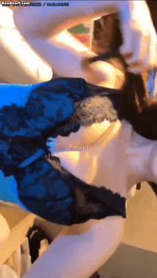 【快手 娇妻ting】超美女神 露内 内衣骚舞 骚表情 展示身材【22V】【433M】 2 【快手 娇妻ting】超美女神 露内 内衣骚舞 骚表情 展示身材【22V】【433M】 2