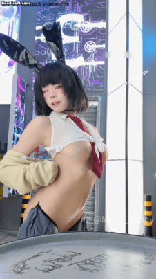 【B站 Yiko湿润兔 咬一口兔娘】10月作品 赛博逆JK 双视角骚舞【87P3V】【1.07G】 12 【B站 Yiko湿润兔 咬一口兔娘】10月作品 赛博逆JK 双视角骚舞【87P3V】【1.07G】 12