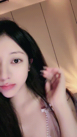 超级重磅!今年最美女神来了~【池池】道具自慰!淫水狂喷~ 1 超级重磅!今年最美女神来了~【池池】道具自慰!淫水狂喷~ 1