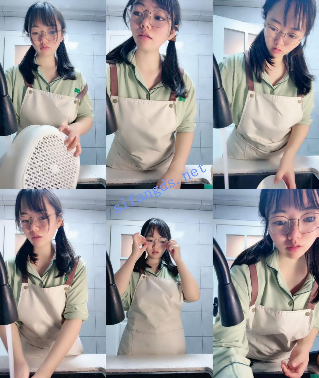 纯天然大奶妹~【碗碗】爆汁一线天小馒头~好想来一口~真嫩 1 纯天然大奶妹~【碗碗】爆汁一线天小馒头~好想来一口~真嫩 1