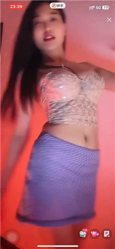 快手主播 紫嫣+诗轩 288火箭密码房骚舞 骚妹超诱惑【26V】【2.01G】 12 快手主播 紫嫣+诗轩 288火箭密码房骚舞 骚妹超诱惑【26V】【2.01G】 12