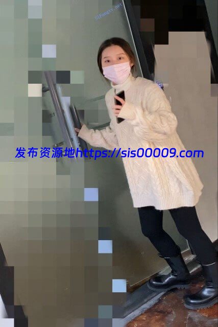 厕拍 2021最新艺校舞蹈生和老师高颜值系列1+2【多v/4.2G】 4