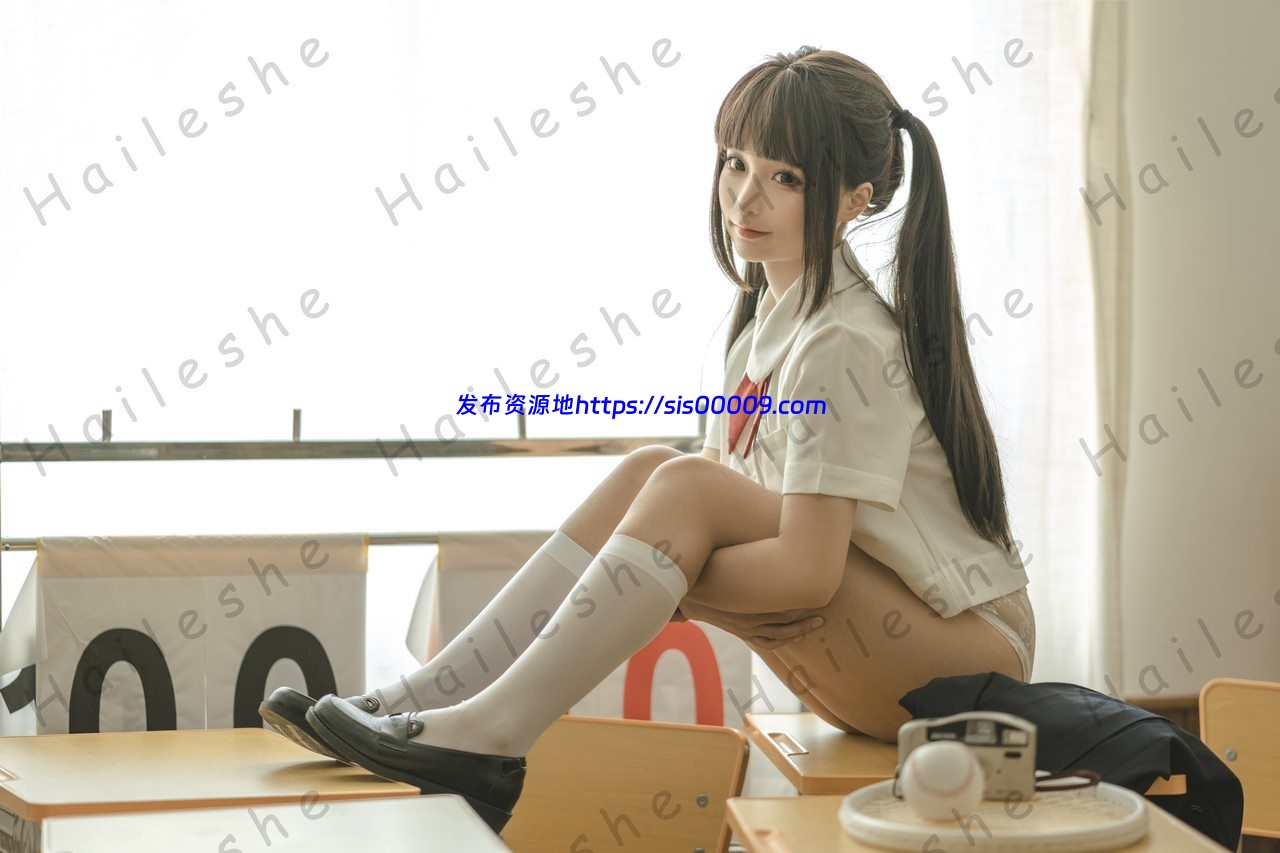 蠢沫沫 最新福利 画室背带裤+小学妹【140P/1.42G】 9