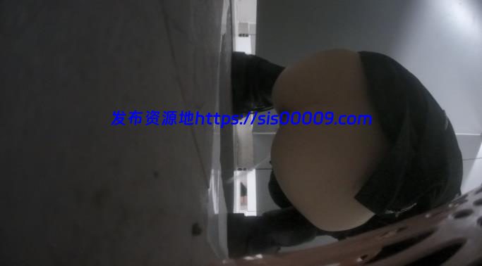 【厕拍】高颜值大学 全是美女【百度网盘/4V/1.27GB】 4