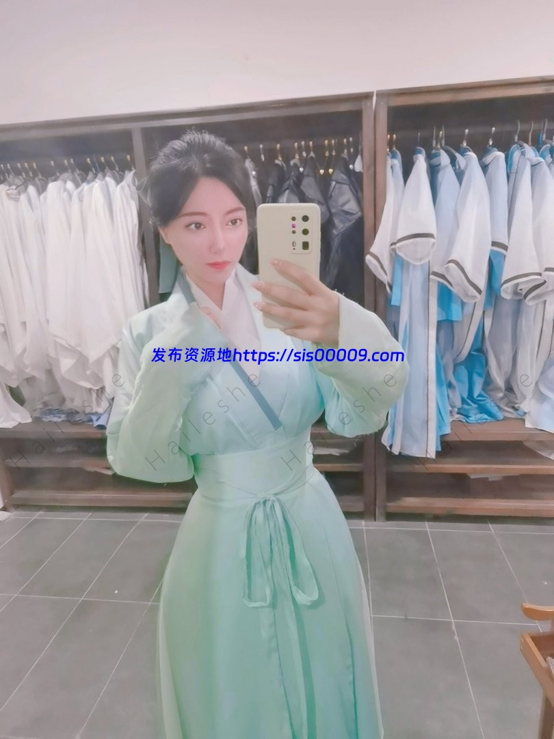 最新2022推特高颜值母狗【酒月】与主人【WisdomZ】【168M/10V/466P】 2