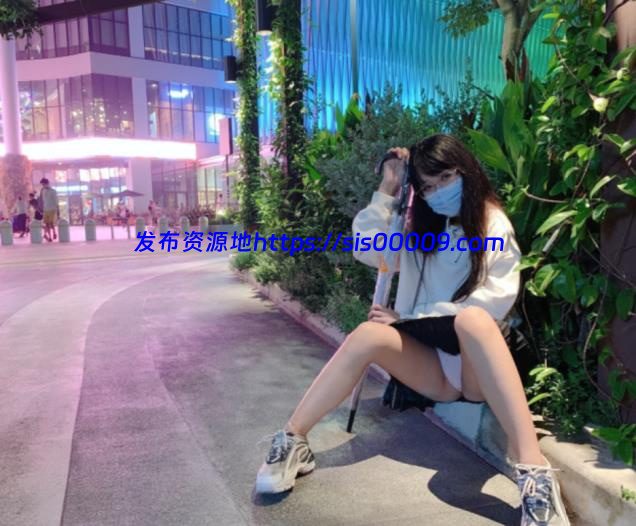 越南高质量coser@KuukoW onlyfans诱惑作品合集[510P+74V/1.14G] 2