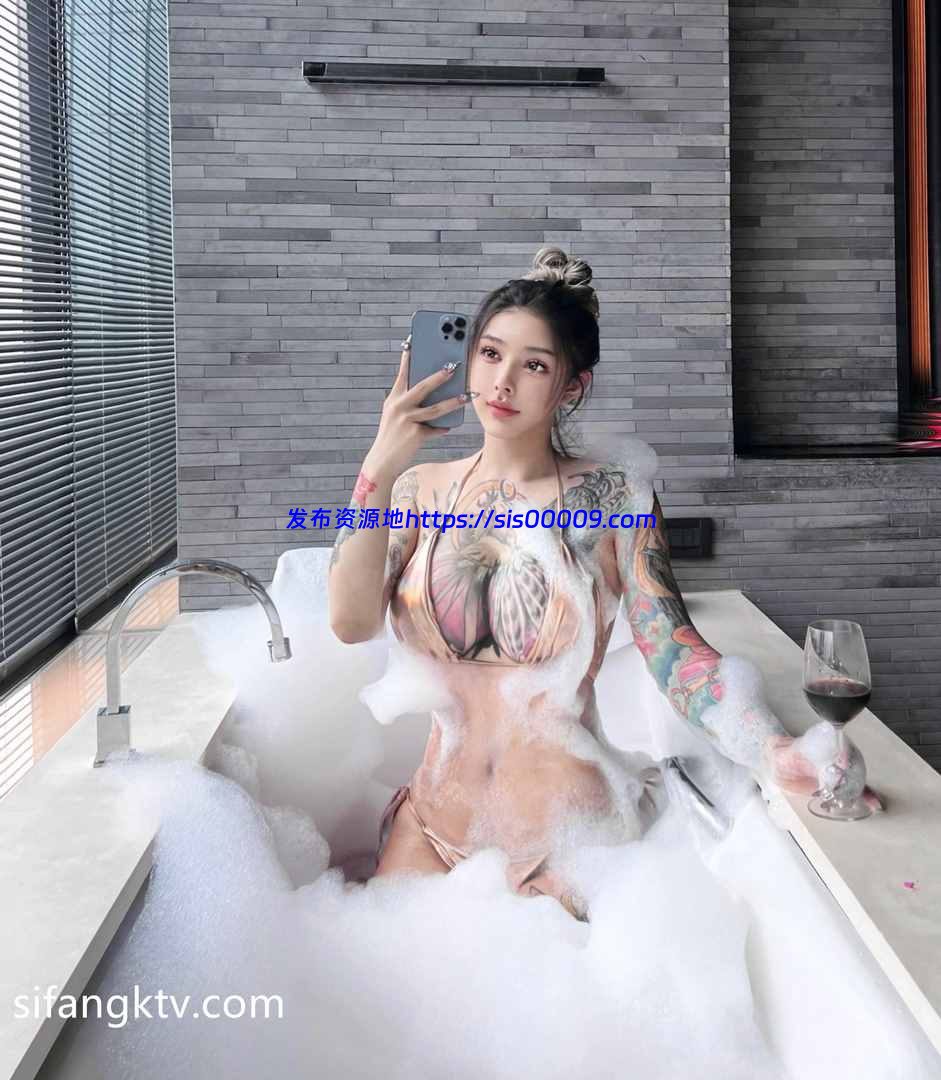 抖音39w粉 微博50w粉网红 希希GINA 大尺度私拍流出 1.2GB 6