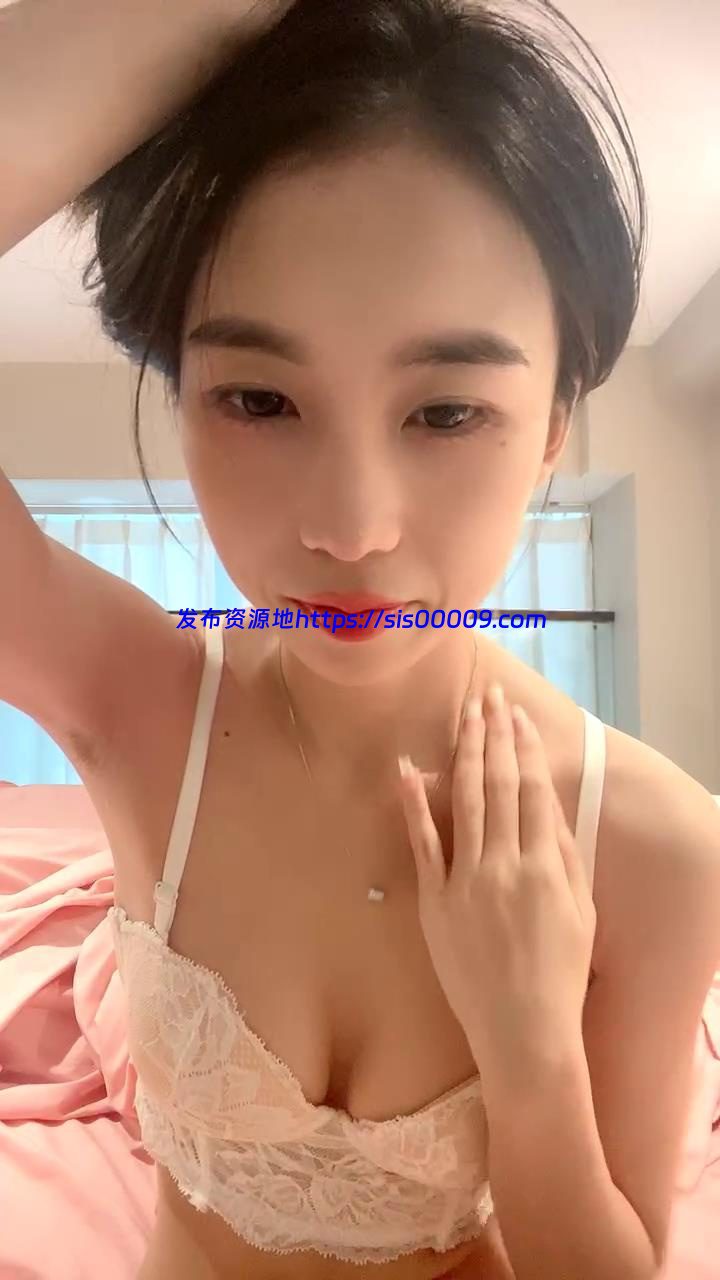 极品美女下海【月月嗷】苗条身材修长美腿 1