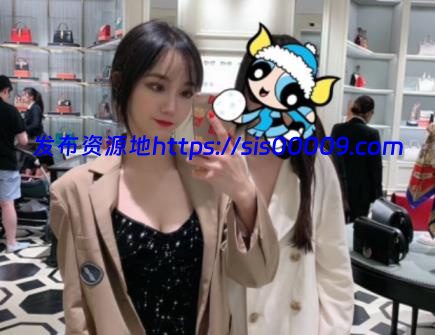 【泄密】高颜值东航空姐啪啪流出 [8P+2V/422MB] 2