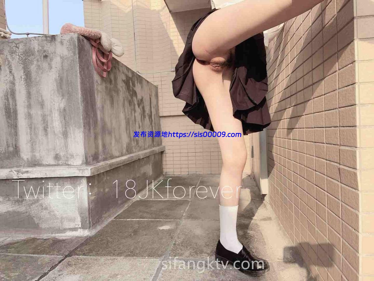 推特露脸人气美少女@_komi_san/桃乃木圆/18JKforever/MOMO合集【NP/NV/8GB】 8