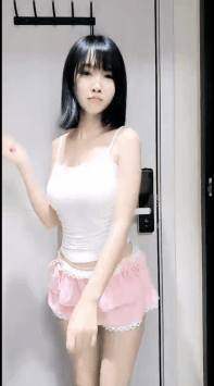 ♆【萱萱酱】童颜小只马~! 白皙美乳狂抖~裸舞诱惑~柔逼掰穴 1 ♆【萱萱酱】童颜小只马~! 白皙美乳狂抖~裸舞诱惑~柔逼掰穴 1