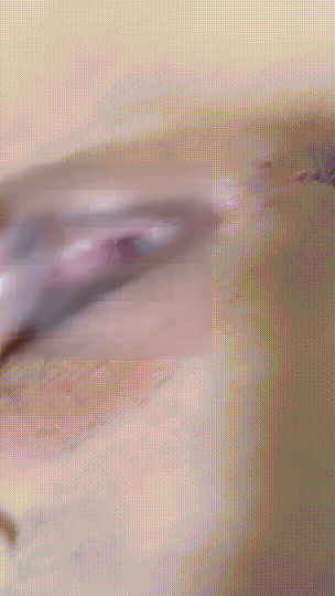 重磅!兄弟们!女神终于露脸了~【00后小姐姐】自慰~爽喷水 4 重磅!兄弟们!女神终于露脸了~【00后小姐姐】自慰~爽喷水 4