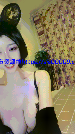 女神尺度突破！终于漏B了~【奥利奥】超级大奶~波涛汹涌~爽 1