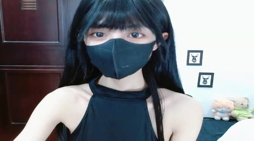 ❤❤❤特养眼的小妮子【Cici_babier】圆圆的屁股，大大的眼镜 3