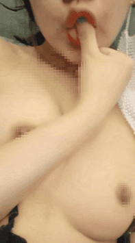 ♥️ 【身材很哇赛的小姊姊】抬起双腿露粉穴手指扣弄裸舞 3 ♥️ 【身材很哇赛的小姊姊】抬起双腿露粉穴手指扣弄裸舞 3