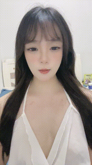 重磅!兄弟们!最美校花来了~【大学生尤美】扣穴自慰!爽~ 2 重磅!兄弟们!最美校花来了~【大学生尤美】扣穴自慰!爽~ 2