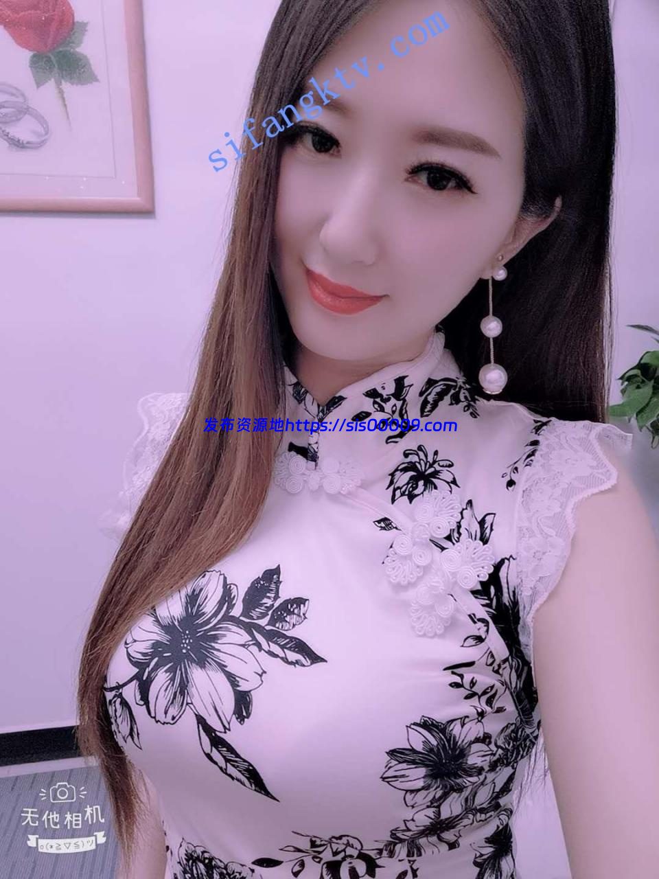 【精品推荐】花椒女神【念念宝贝】超大尺度定制露脸露穴 3 【精品推荐】花椒女神【念念宝贝】超大尺度定制露脸露穴 3