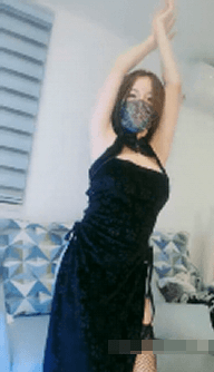 ♥️绝对手感【舔瓶蓋的小仙女】 粉嫩的小红穴揉阴蒂自慰 1