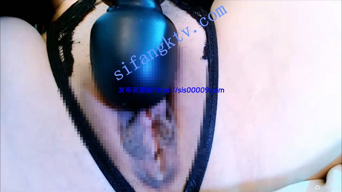 aijiajia 道具深喉 特写大黑牛猛插小穴 自慰喷水 11 aijiajia 道具深喉 特写大黑牛猛插小穴 自慰喷水 11