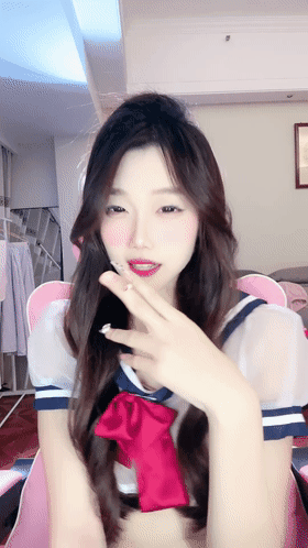 ⚫️万年等一回~【董小姐】尺度再次升级~热舞震跳蛋~沐浴3~ 1 ⚫️万年等一回~【董小姐】尺度再次升级~热舞震跳蛋~沐浴3~ 1