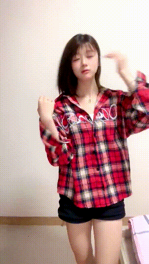 最顶级校花!我魂都被勾走了~【佳佳吃不大】全裸骚舞!爽~ 1 最顶级校花!我魂都被勾走了~【佳佳吃不大】全裸骚舞!爽~ 1