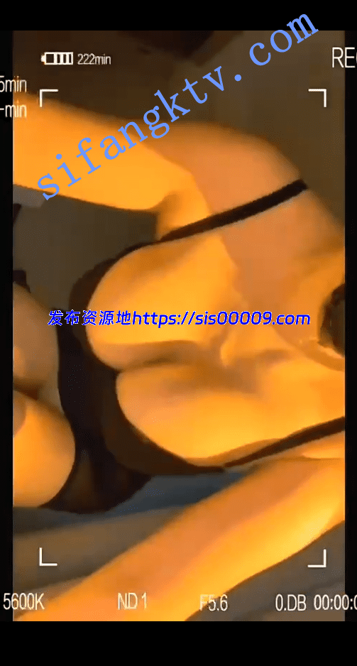【巨乳网红】米兰大坏蛋最新洗澡真空福利 9v 6 【巨乳网红】米兰大坏蛋最新洗澡真空福利 9v 6