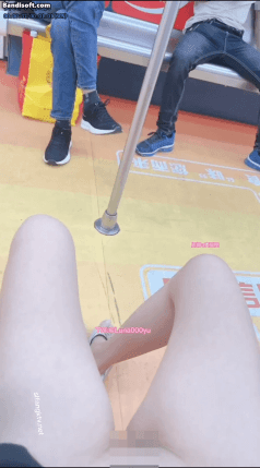 【推特Luna000yu/娜娜】顶级露出艺术家 地铁 户外 人前露出 1