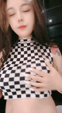 【明星级女神下海 小野喵】绝色美乳蜜桃臀 性感妩媚太骚了 1