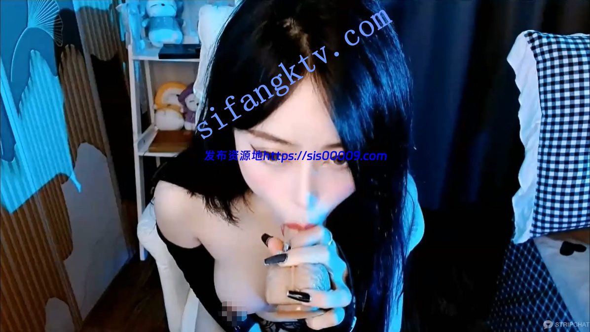 aijiajia 道具深喉 特写大黑牛猛插小穴 自慰喷水 4 aijiajia 道具深喉 特写大黑牛猛插小穴 自慰喷水 4