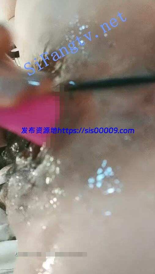 【巴依教主】1月1日凌晨密码房倒牛奶道具跳蛋插逼 9 【巴依教主】1月1日凌晨密码房倒牛奶道具跳蛋插逼 9