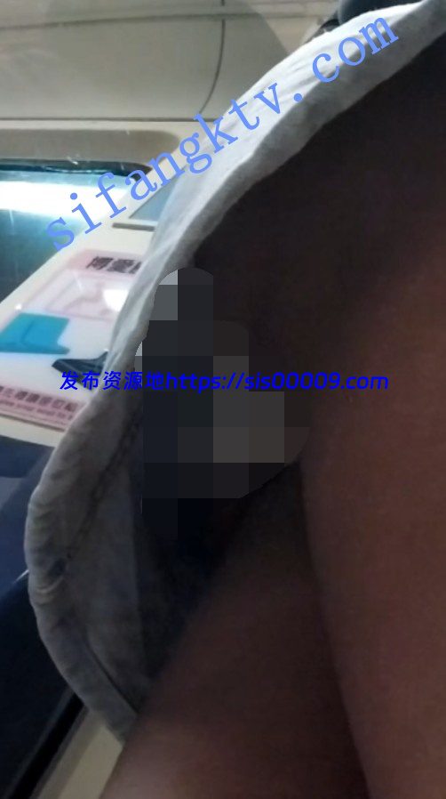 【首发极品CD】TW系列TW1235-牛仔裙短高颜值美女前后都抄底 3