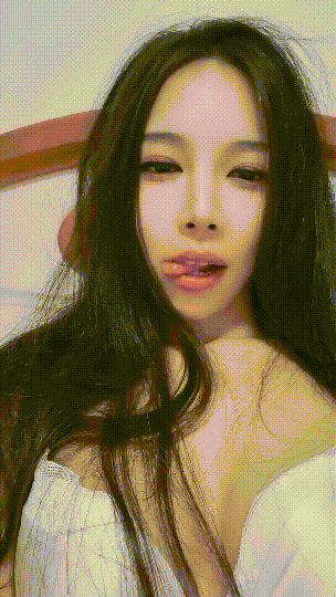 顶级御姐下海！好骚好迷人啊~【办公室小白】扣穴自慰！爽~ 1