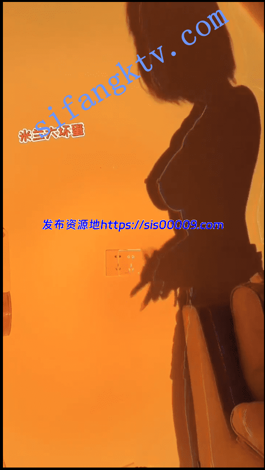 【巨乳网红】米兰大坏蛋最新洗澡真空福利 9v 9 【巨乳网红】米兰大坏蛋最新洗澡真空福利 9v 9