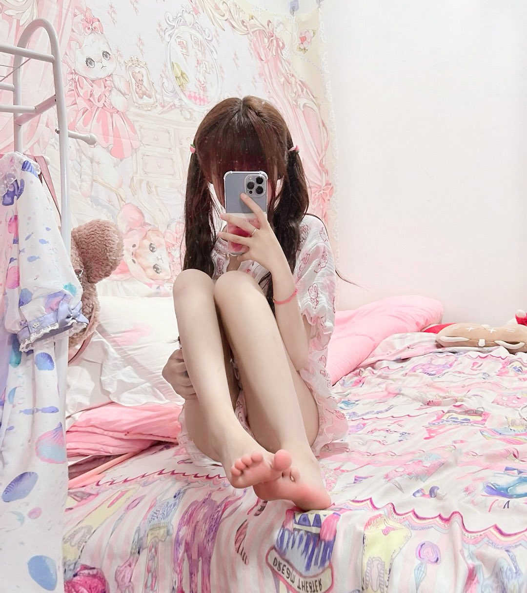 【新】Jasmine.小甜u(仅呆)-[福利订阅] 18分钟 双马尾白虎萝莉订阅【80P+55V】【449MB百度云】 2