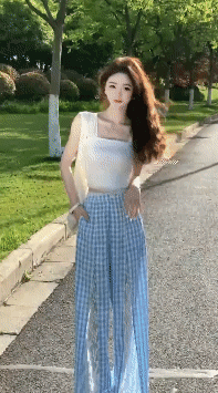 【重磅抖音网红女神下海 小馋猫】美到爆 绝对让你一眼爱上 1 【重磅抖音网红女神下海 小馋猫】美到爆 绝对让你一眼爱上 1