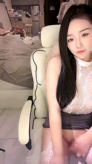 ⚜️极品长腿女神【成都徐若瑄】道具自慰~爽到嗷嗷叫~过瘾 1 ⚜️极品长腿女神【成都徐若瑄】道具自慰~爽到嗷嗷叫~过瘾 1