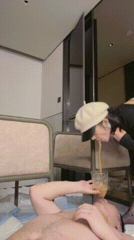 ❤️重口【胖虎】平台第一贱约女神吃屎喝尿接嘴接呕吐物 2 ❤️重口【胖虎】平台第一贱约女神吃屎喝尿接嘴接呕吐物 2