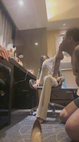 ❤️重口【胖虎】平台第一贱约女神吃屎喝尿接嘴接呕吐物 3 ❤️重口【胖虎】平台第一贱约女神吃屎喝尿接嘴接呕吐物 3