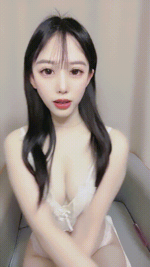 疯狂推荐!校花下海!超漂亮~【粉粉滴】道具自慰!狂喷水~ 1 疯狂推荐!校花下海!超漂亮~【粉粉滴】道具自慰!狂喷水~ 1