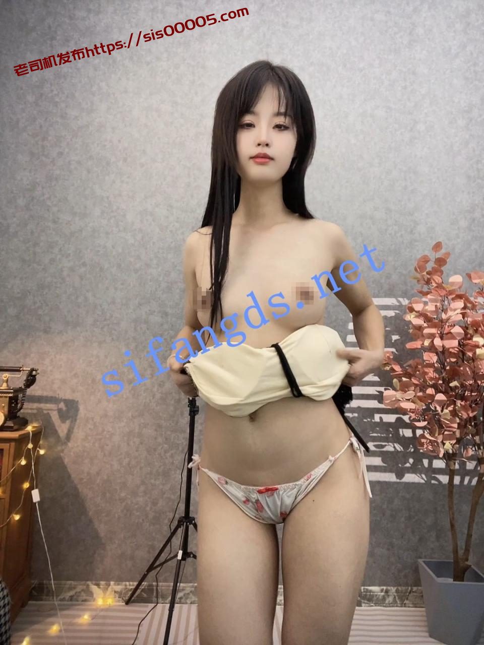 ✅CC 毛可爱 高颜极品身材 露脸露3点 全裸裸舞脱衣舞 2 ✅CC 毛可爱 高颜极品身材 露脸露3点 全裸裸舞脱衣舞 2