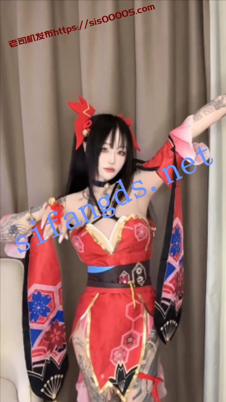 【重磅核弹】抖音网红女神【九条南无】4.18 COS超美福利 5 【重磅核弹】抖音网红女神【九条南无】4.18 COS超美福利 5
